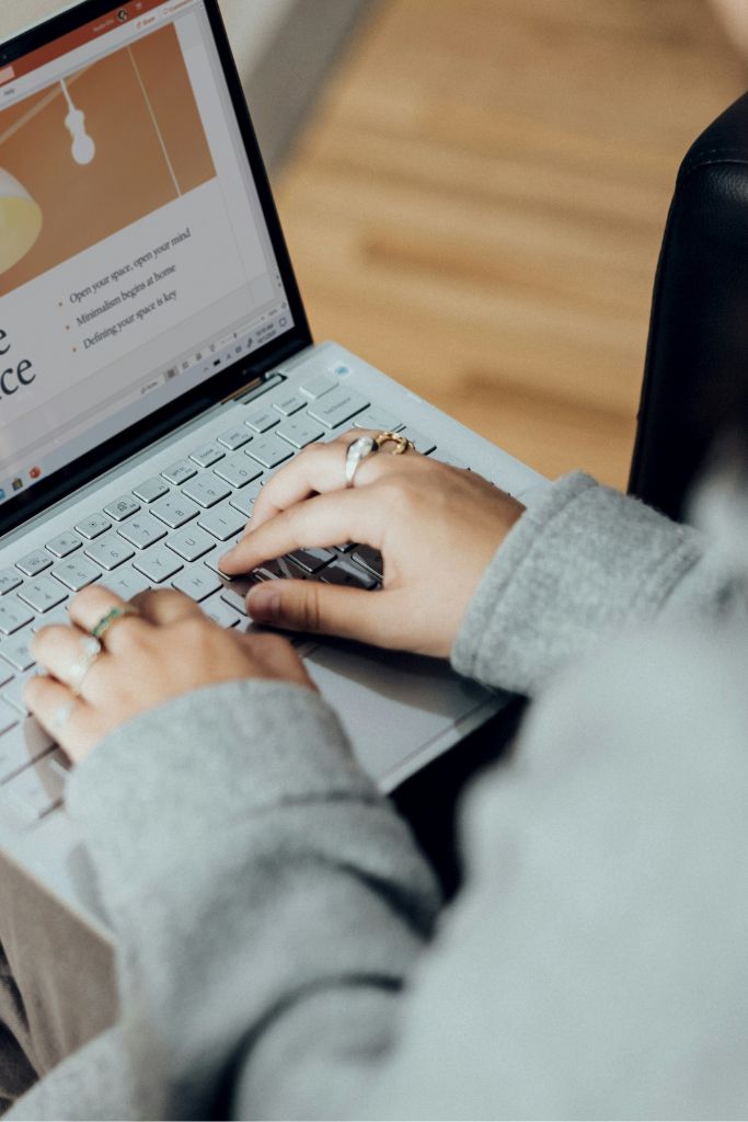Transforming-Workplaces-with-IT-GOATs-Advanced-IT-Support-and-Office-Productivity-Tools