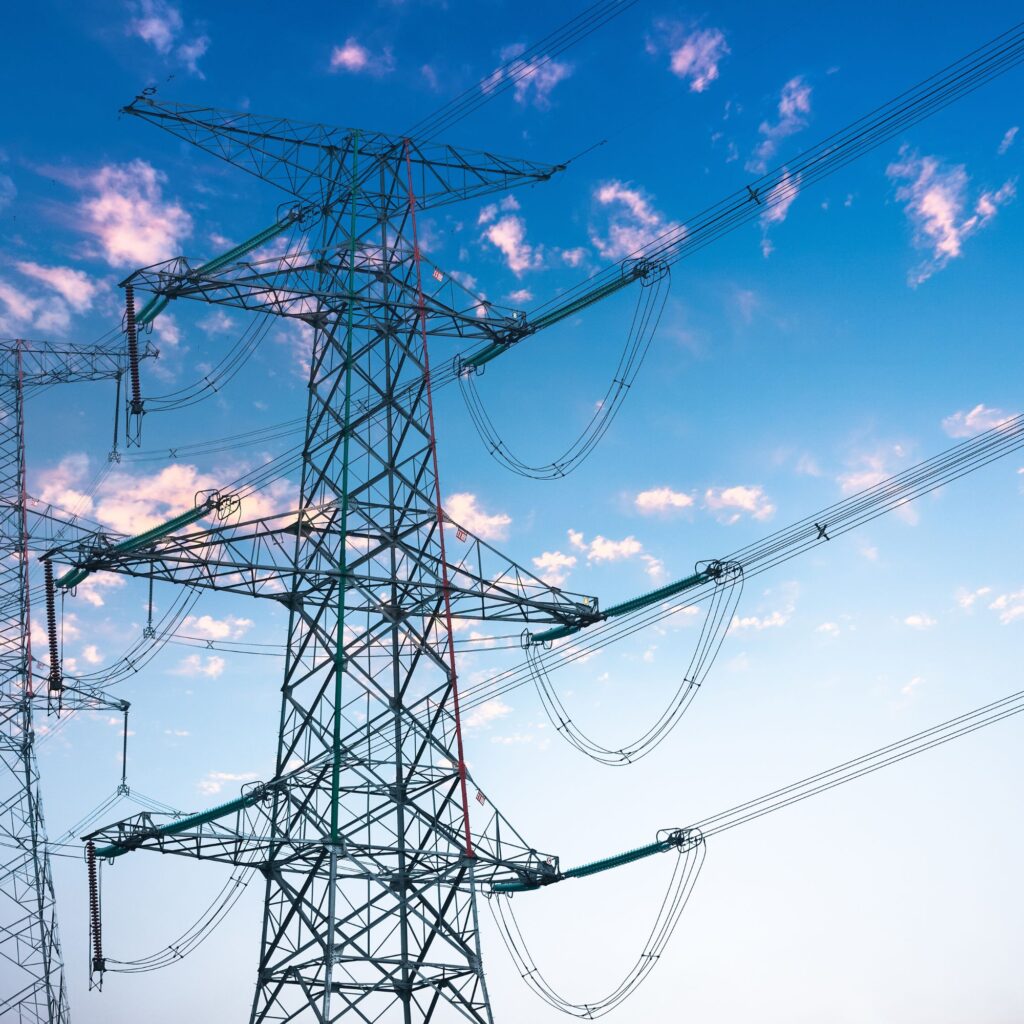 Essential power outage resources for New York businesses, including emergency contacts, backup power solutions, and IT continuity strategies.